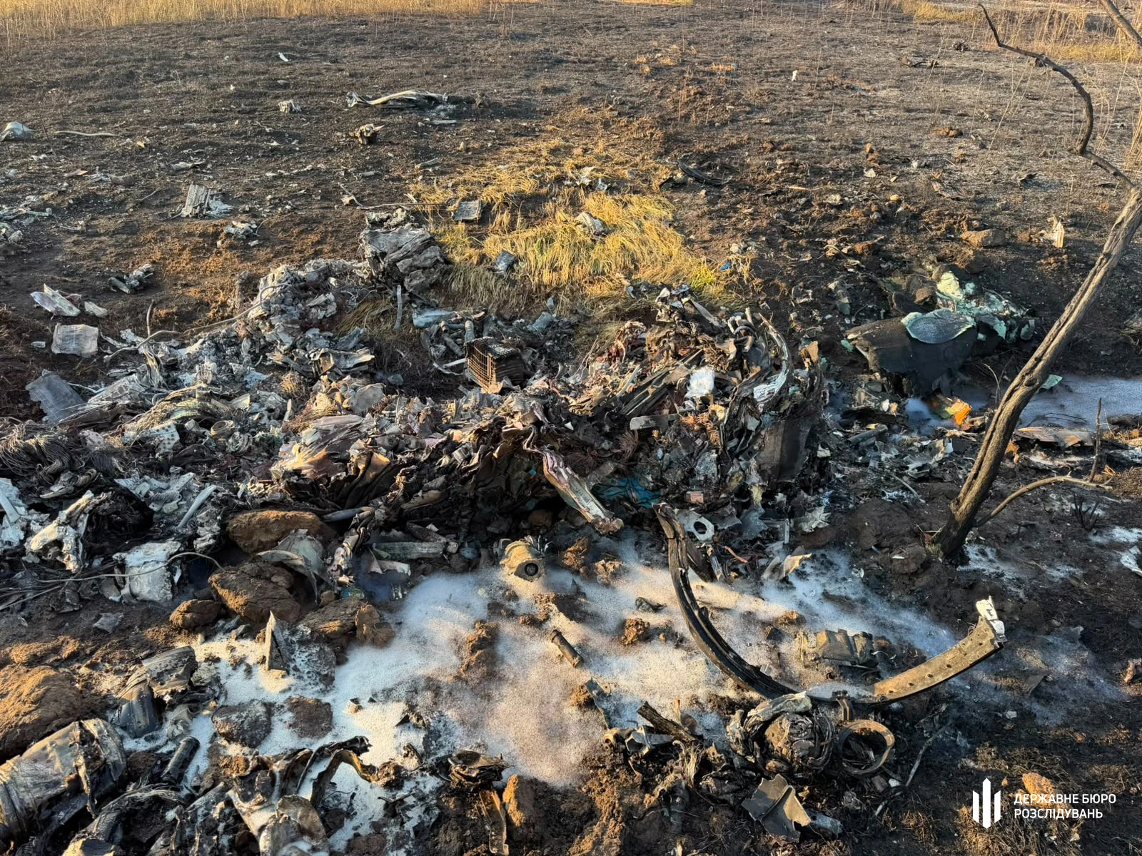 Уламки винищувача МіГ-29 на місці падіння в Березівському районі Одеської області