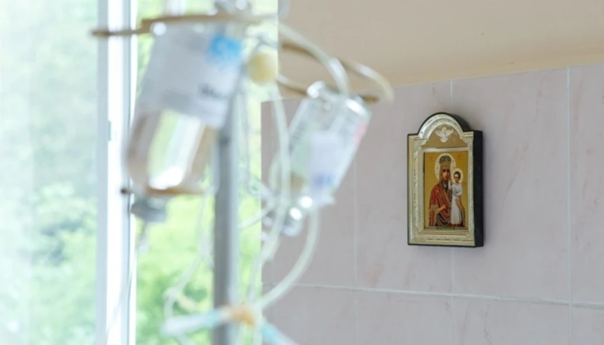 Наслідки пожежі на транспортному підприємстві у Дергачах після влучання FPV-дрона, Харківщина, 14 жовтня 2026 року