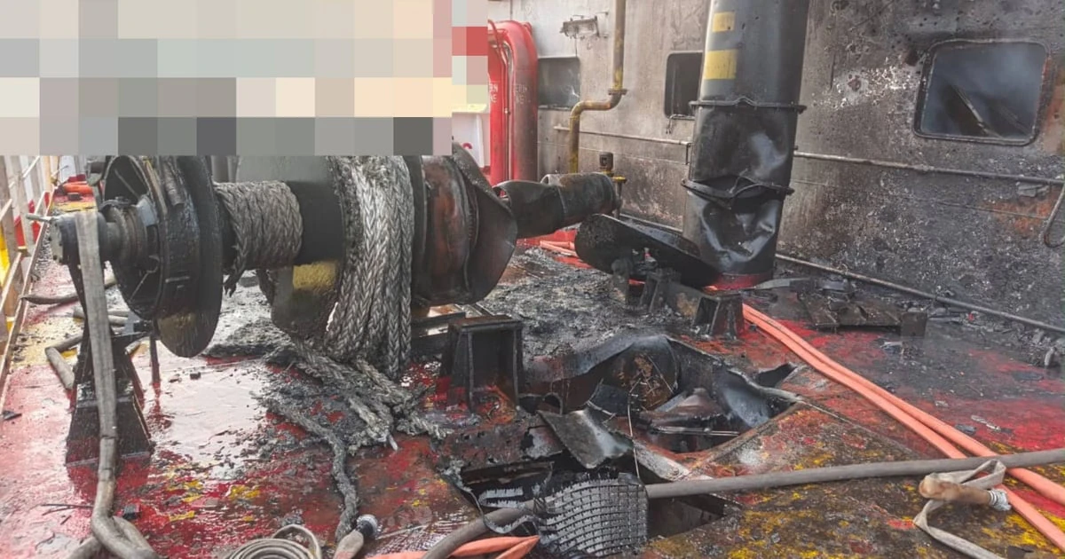 У Чорному морі дрон РФ вдарив по судну з рапсовою олією: одна людина загинула
